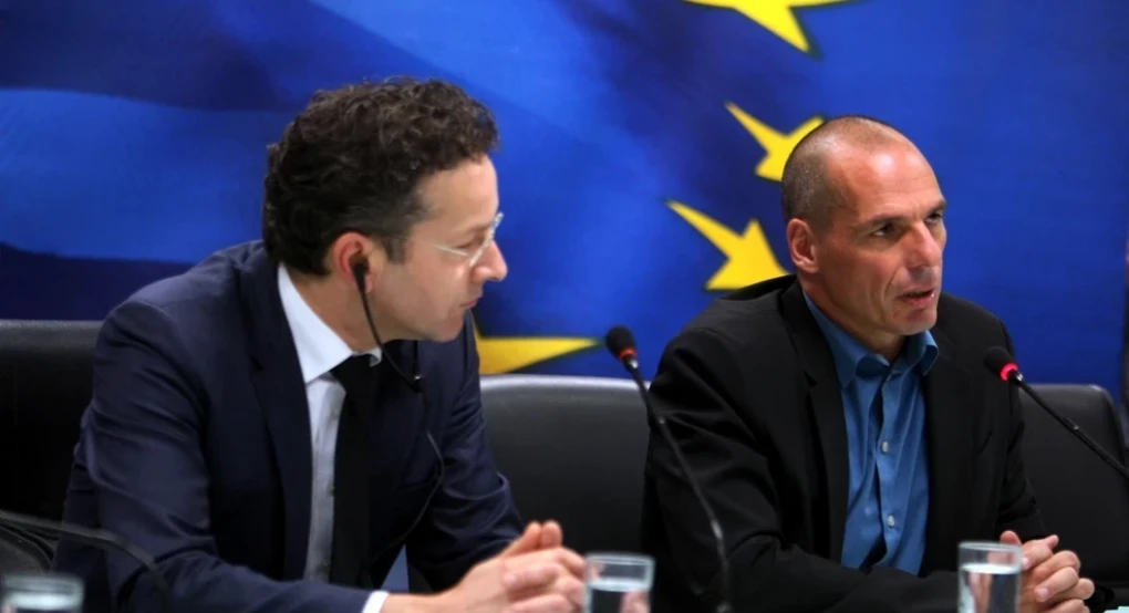 Στο Χιλιοστό: Το 2015, ο Βαρουφάκης, η πρόταση για πώληση της Ακρόπολης, το «shut up» του Γιούνκερ και οι «επαναστάτες από τα οδοφράγματα»