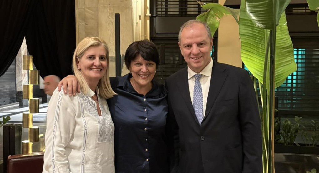 Παρουσία του Διονύση και της Γεωργίας Σταμενίτη στην παρουσίαση της «Σφεντόνας»