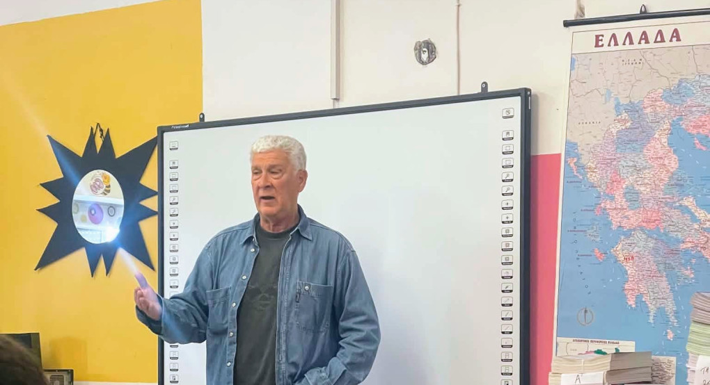 Δράση του FIFA Football for Schools στο Λουτράκι Αλμωπίας με προσκεκλημένο τον Αντώνη Μήνου
