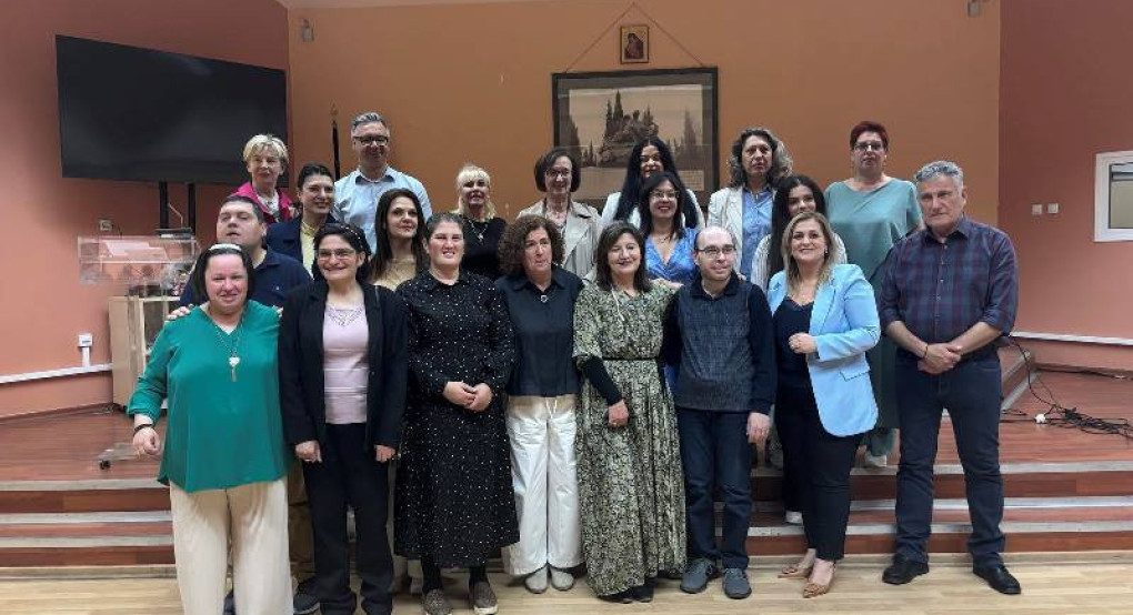 Η δύναμη της Αφής στην Διεθνή Έκθεση Κεραμικής «Άγγιξε ΜΕ» του ΚΔΑΠμεΑ στα Γιαννιτσά
