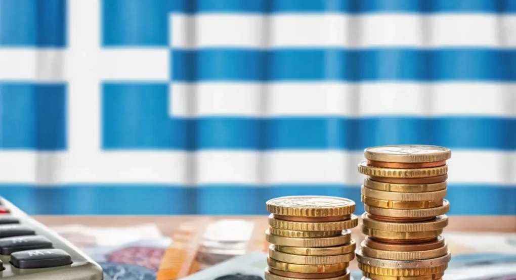 Κομισιόν: Το Ταμείο Ανάκαμψης ενισχύει την ανάπτυξη, αλλά «φουσκώνει» το εμπορικό έλλειμμα