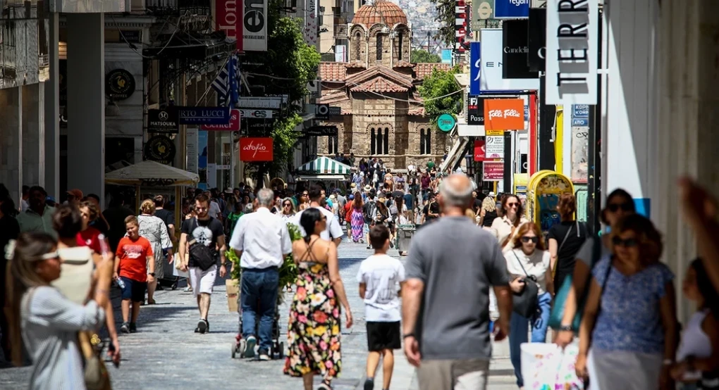 Ακρίβεια χωρίς φρένο: Ενέργεια και Μέση Ανατολή πιέζουν νοικοκυριά, μεταφορές και τουρισμό στην Ελλάδα