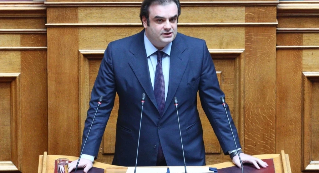 ΥΠΕΘΟ: Σε διαβούλευση το πολυνομοσχέδιο – Παρεμβάσεις σε στέγαση, τζόγο, Αirbnb, οφειλές και εισοδήματα