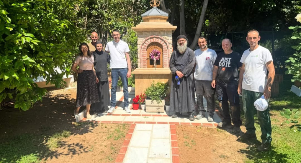 Εκκλησάκι πίστης στην οικία της οικογένειας Σαμαρά – Παρουσίες από την Πέλλα και την Ιερά Μονή Αγίου Ιλαρίωνος Προμάχων