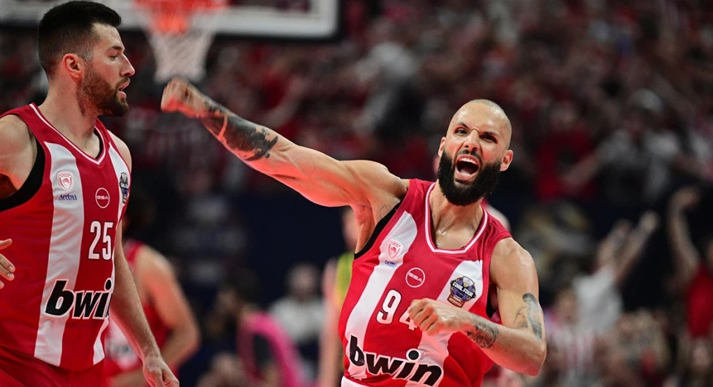 Ο Θρύλος «κατάπιε» τη Φενέρ με 79-61: Στον τελικό της Euroleague για το 4ο αστέρι οι Πειραιώτες