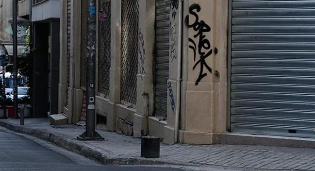 Κορωνοϊός: Παρατείνεται το «λουκέτο» στα καταστήματα
