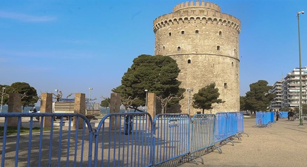 Θεσσαλονίκη: Κλειστή με κάγκελα η παραλία