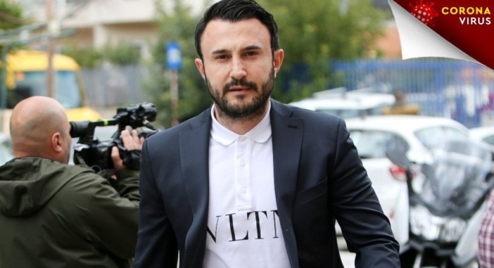 Ο Καρυπίδης προσφέρει 2.5 εκατομμύρια μάσκες στην Ελλάδα