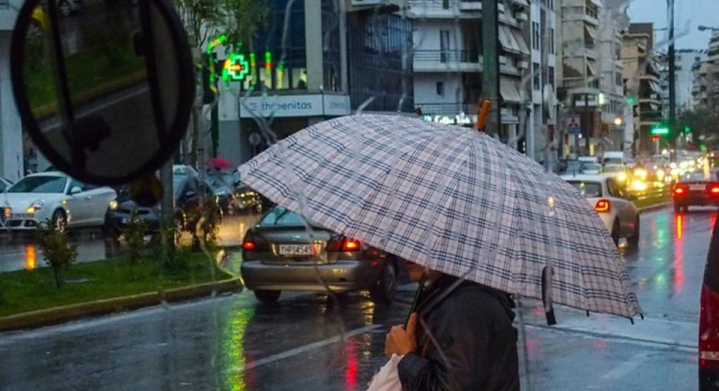 Καιρός: Έρχεται νέο «διπρόσωπο» κύμα κακοκαιρίας – Σκόνη από την Αφρική και πτώση της θερμοκρασίας