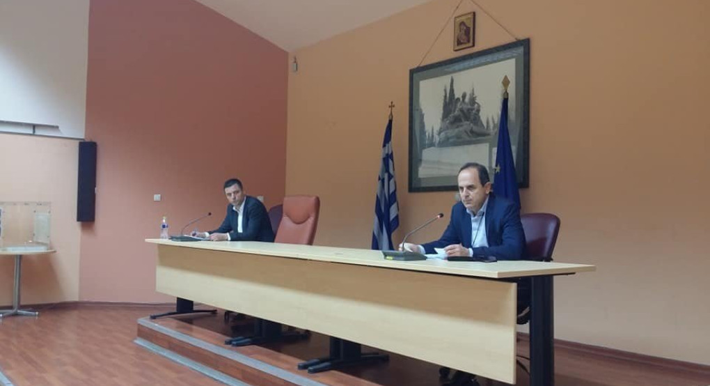 Συνεδρίασε με...αποστάσεις η Οικονομική Επιτροπή του Δήμου Πέλλας(φώτος)