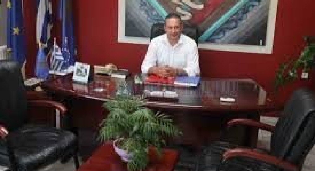 Ο Δήμαρχος Αλμωπίας φέρνει το Άγιο Φως στο Δήμο!