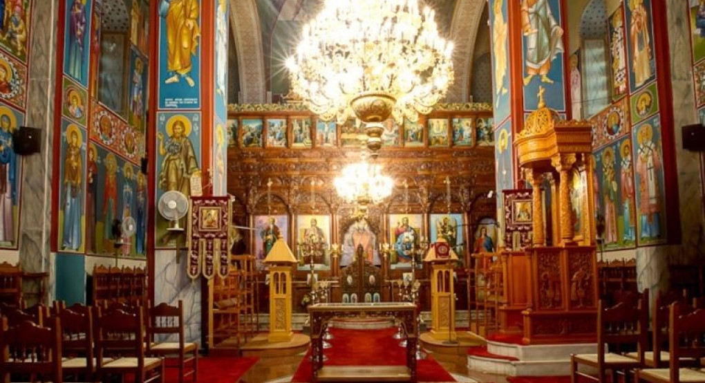 Το ΣτΕ απέρριψε αίτημα πιστών να "παγώσει" η απαγόρευση σχετικά με τις λειτουργίες στις εκκλησίες 