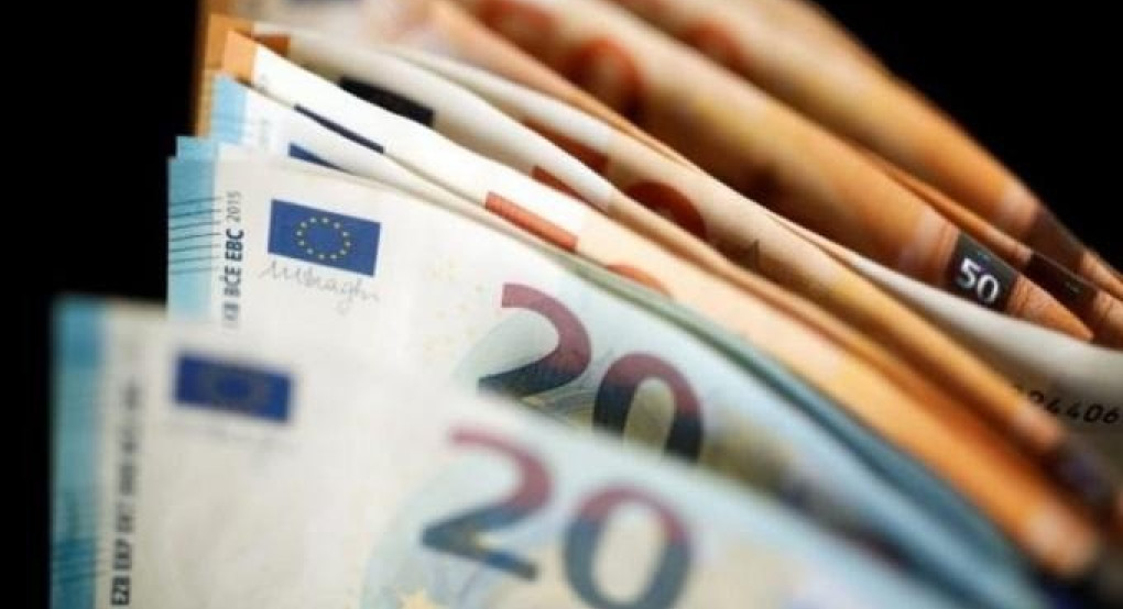 Επίδομα των 800 ευρώ: 10.000 αιτήσεις μέσα σε λίγες ώρες