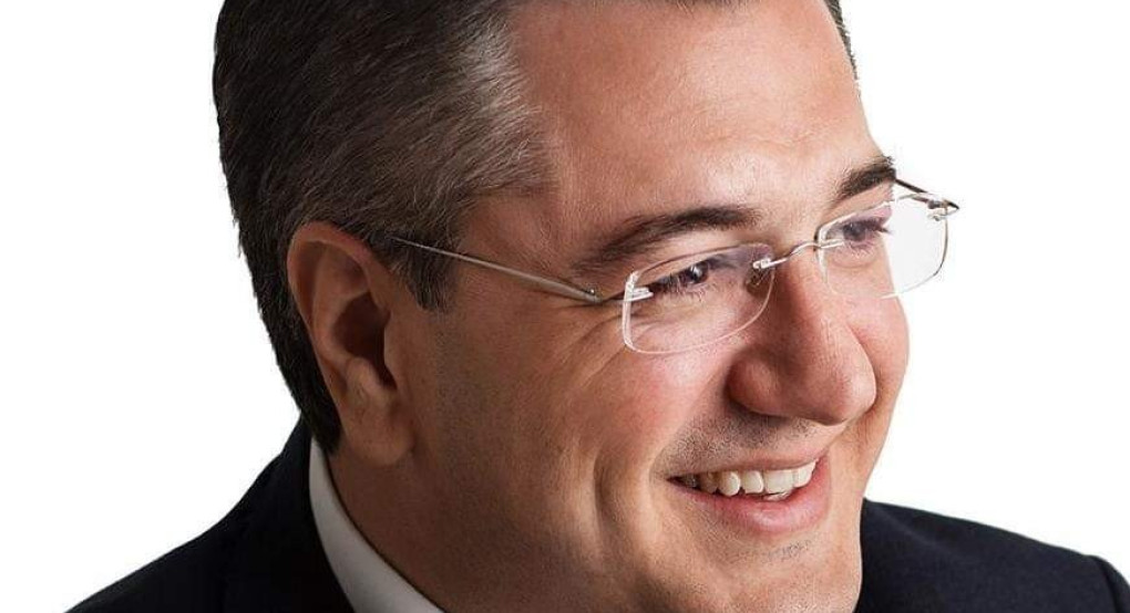 Απόστολος Τζιτζικώστας: Καταθέτω το 50 % των μισθών μου 