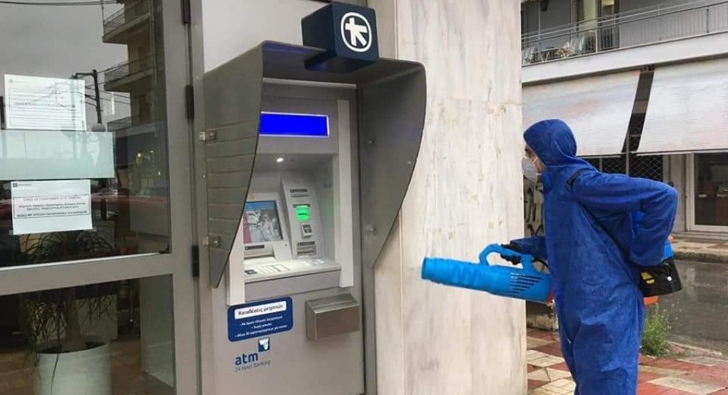 Απολυμάνσεις σε κεντρικά σημεία της Σκύδρας 