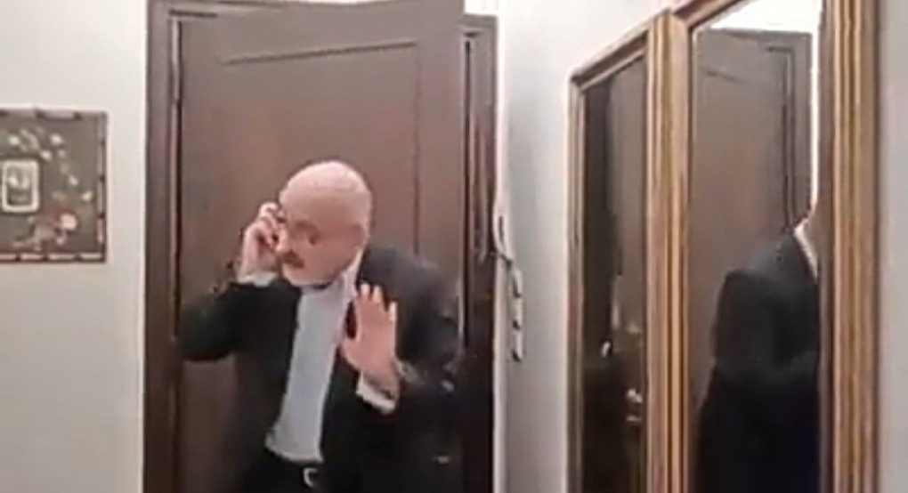 Εγώ θα μένω απες (ποντιακό σποτ) 