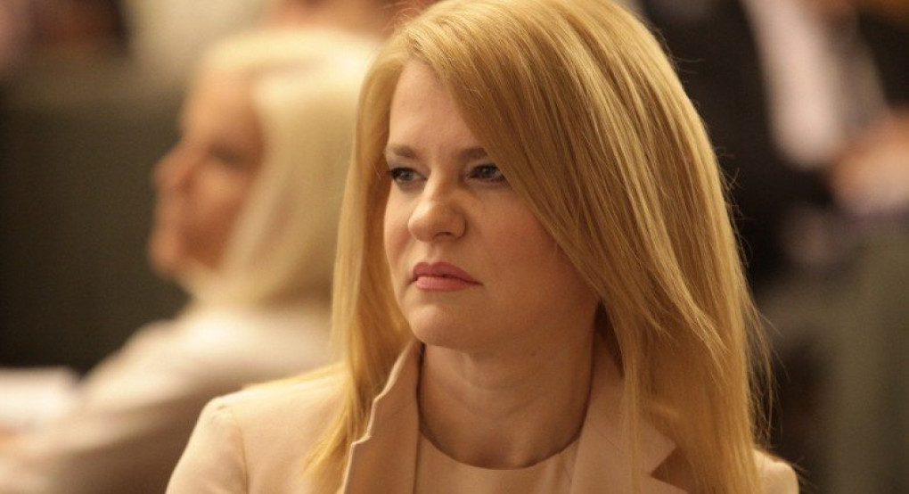 Θεοδώρα Τζάκρη στη Βουλή - "Η ΝΔ είναι η "κυβέρνηση της προμήθειας"(video)