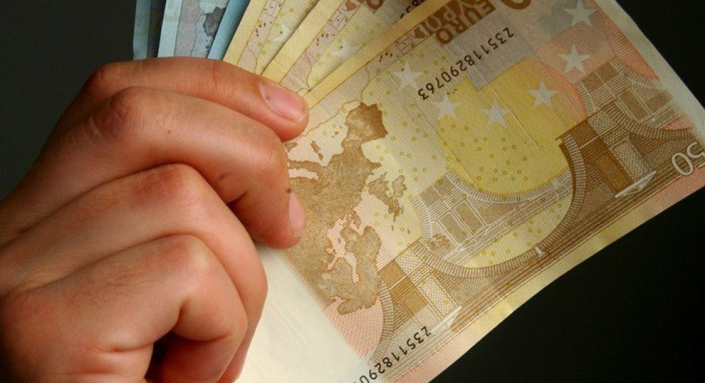  Μεγάλη Εβδομάδα πληρωμών: Επιδόματα και δώρο Πάσχα -Νωρίτερα οι συντάξεις τον Απρίλιο