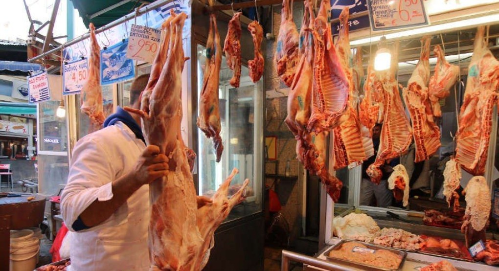 «Σφαγή» στην τιμή του αρνιού- Στα 4 ευρώ το κιλό κυμαίνεται η τιμή του