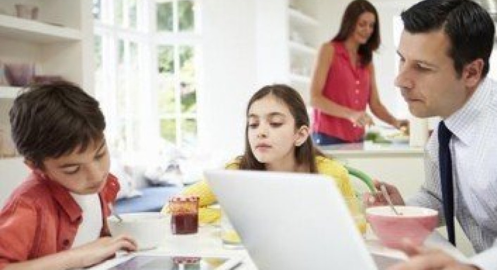 Προϋποθέσεις χορήγησης της άδειας ειδικού σκοπού στην περίπτωση που εργάζεται μόνο ο ένας εκ των δύο γονέων