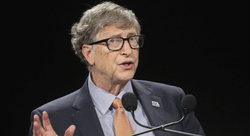 Μπιλ Γκέιτς: Αυτά είναι τα τρία βήματα για να ηττηθεί ο κορωνοϊός
