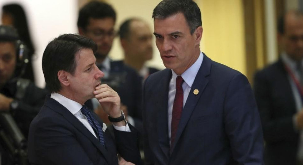 Στα χαρακώματα οι ηγέτες ενώ η πανδημία σαρώνει την Ευρώπη