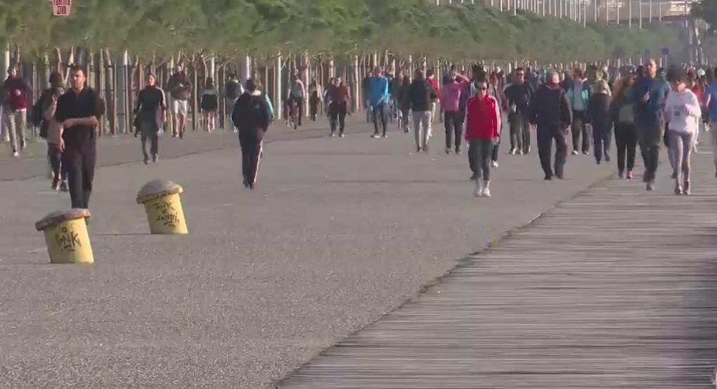 Οργή Ζέρβα για τις βόλτες στην Παραλία Θεσσαλονίκης