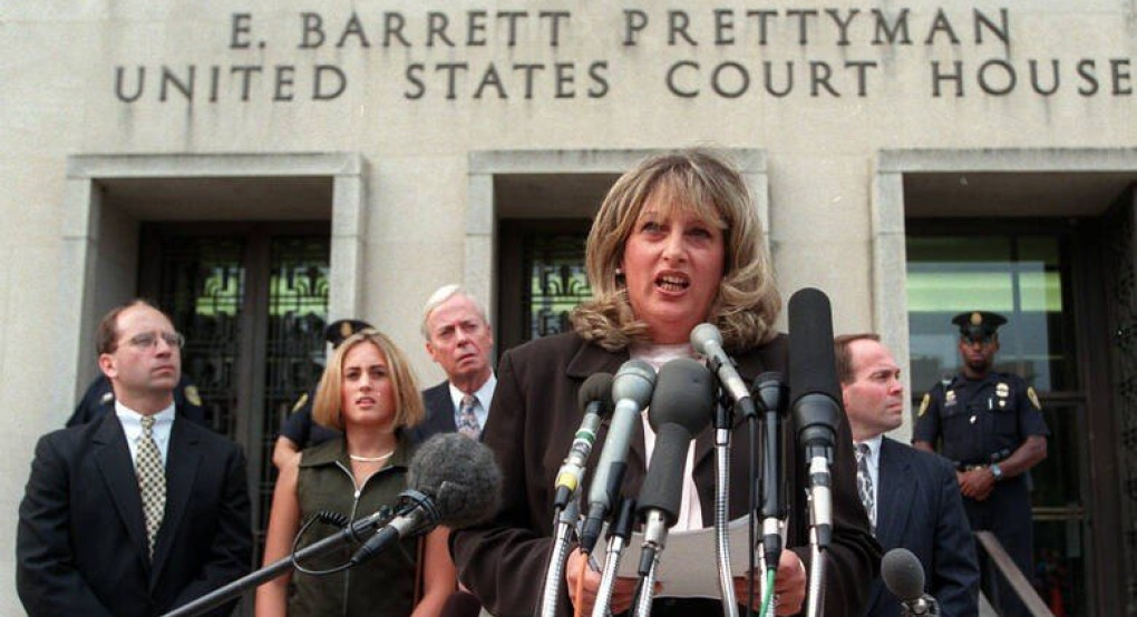 Πέθανε η γυναίκα που αποκάλυψε το σκάνδαλο Κλίντον – Λεβίνσκι