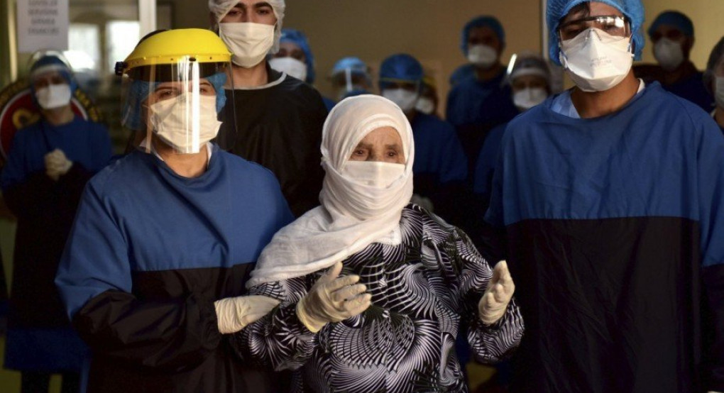 Τουρκία: πάνω από 1.000 νεκροί κι απαγόρευση κυκλοφορίας 2 ημερών  