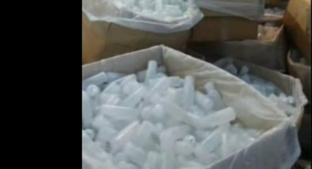 Κατασχέθηκαν 40.000 αντισηπτικά σε παράνομο παρασκευαστήριο