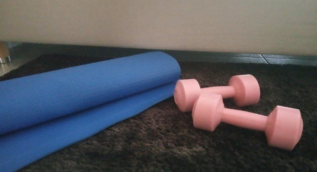 Η άσκηση ακόμα και μέσα στο σπίτι βελτιώνει την ψυχολογία μας