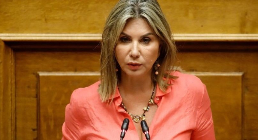 Η βουλευτής Μαγνησίας Ζέττα Μ. Μακρή ζητεί εξαίρεση των αγροτών από το τέλος επιτηδεύματος