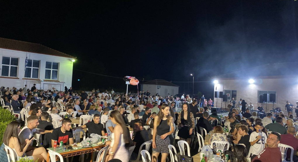 Με μεγάλη επιτυχία πραγματοποιήθηκε το παραδοσιακό γλέντι του Μορφωτικού Συλλόγου Νεοχωρίου Πέλλας
