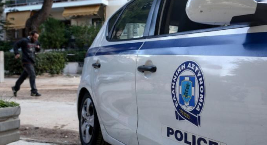 Ωρωπός: 32χρονος κακοποιούσε τη σύζυγο του μπροστά στο παιδί τους και ανέβαζε τα βίντεο στο ίντερνετ