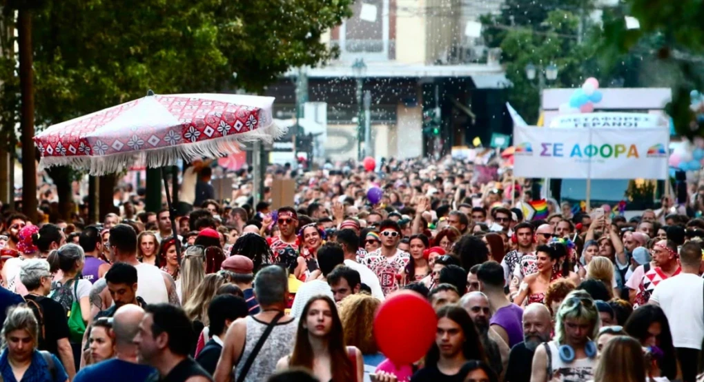 Γέμισε χρώμα το κέντρο της Αθήνας, πλήθος κόσμου στο Athens Pride 2026, ποιοι πολιτικοί έδωσαν το «παρών», φωτογραφίες και βίντεο