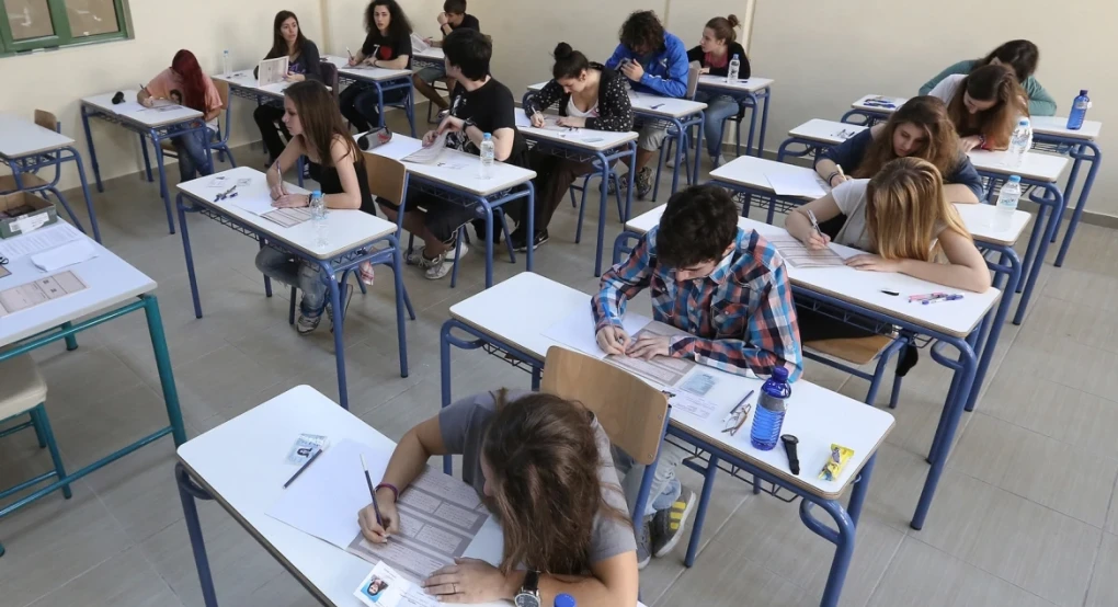 Σε τέσσερα μαθήματα ειδικότητας εξετάζονται σήμερα οι υποψήφιοι των ΕΠΑΛ