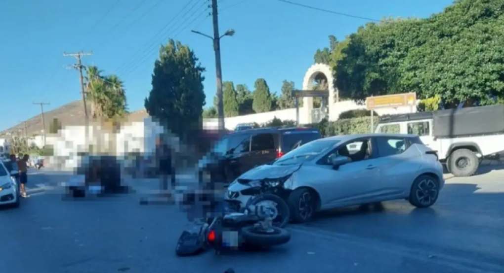 Σοβαρό τροχαίο στην Πάρο: Μηχανή συγκρούστηκε με αυτοκίνητο – Ένας νεκρός και ένας τραυματίας