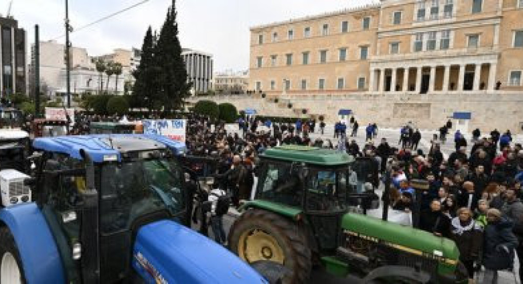 Αίτημα για νέα νομοθετική ρύθμιση παύσης διώξεων των πρόσφατων αγροτικών κινητοποιήσεων