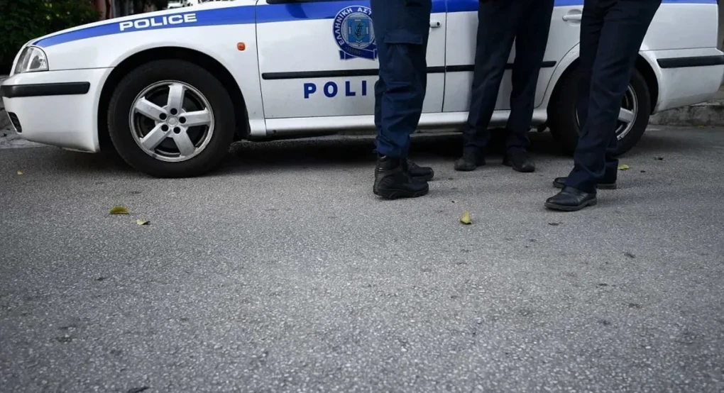 Θεσσαλονίκη: Συμμορία ανηλίκων έκλεψε φορτηγό και “ξάφρισε” τέσσερα καταστήματα – Είχαν φύγει από ίδρυμα