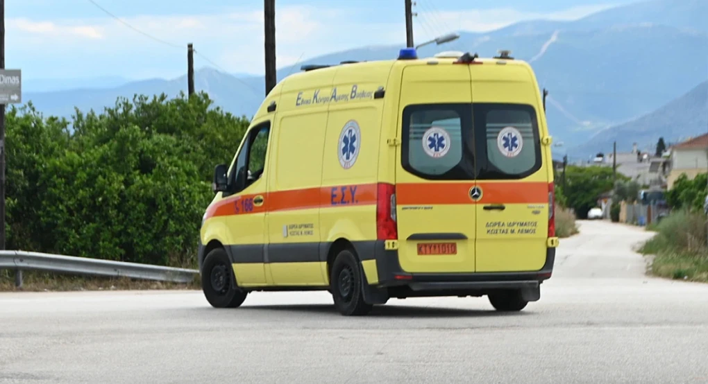 Βέροια: Ανήλικος παρασύρθηκε από γεωργικό μηχάνημα σε αυλή σπιτιού, διακομίστηκε στο Ιπποκράτειο