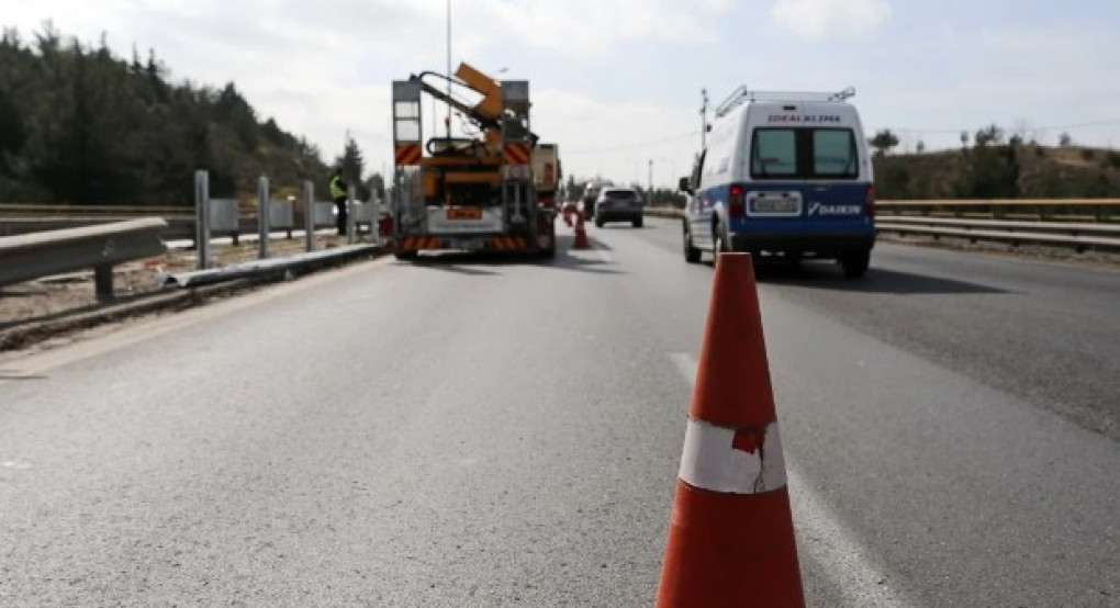 Εργασίες συντήρησης οδοφωτισμού άμεσης επέμβασης της Εσωτ. Περιφερειακής Οδού - Α/Κ Οδού Σοφία Βέμπο από την Περιφέρεια Κεντρικής Μακεδονίας