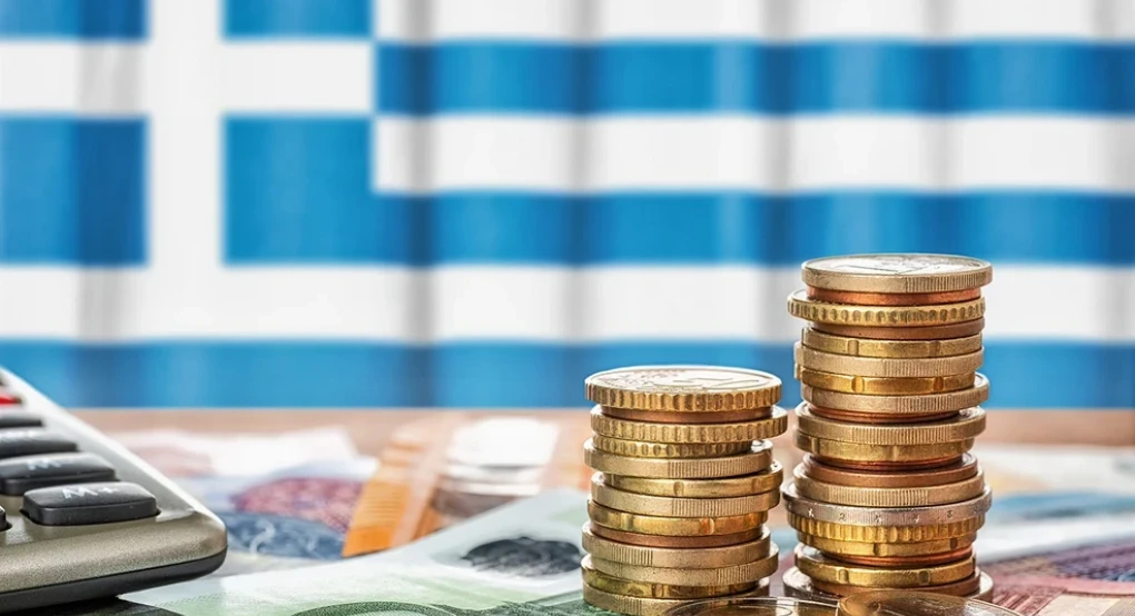 Συντάξεις χηρείας: Τι αλλάζει για 132.000 δικαιούχους και γιατί τα αναδρομικά του Δημοσίου παραμένουν «αγκάθι»