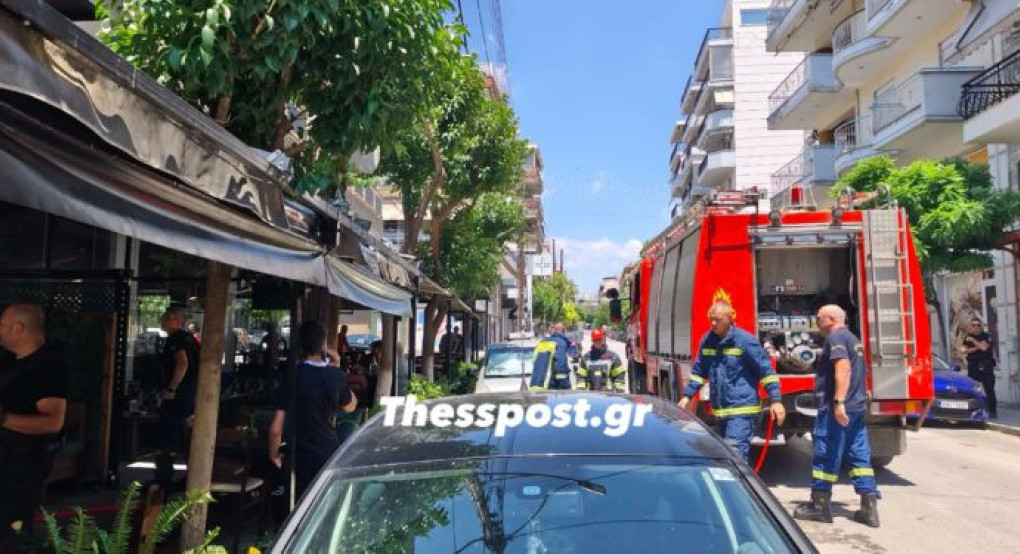 Αναστάτωση στους Αμπελοκήπους στη Θεσσαλονίκη: Φωτιά σε κατάστημα εστίασης (ΦΩΤΟ+VIDEO)