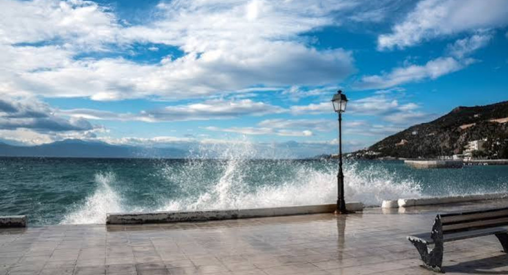Καιρός: Με μελτέμια και 36 βαθμούς θερμοκρασία - Πού θα βρέξει τις επόμενες μέρες