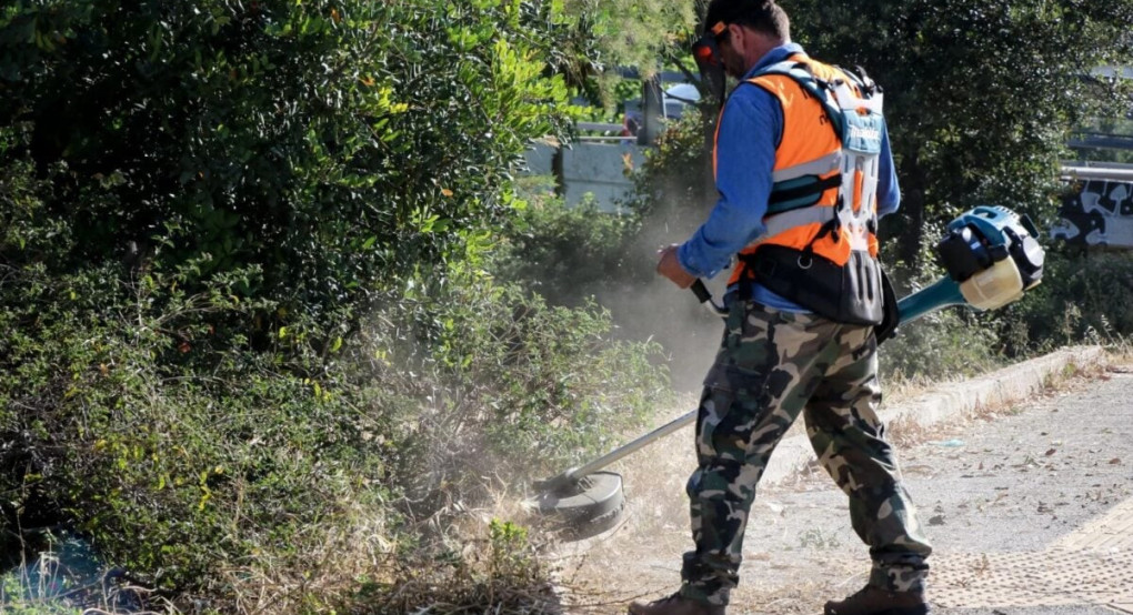 Ακαθάριστα οικόπεδα: Λήγει σήμερα, η προθεσμία, από αύριο οι έλεγχοι - Τα πρόστιμα και οι κυρώσεις