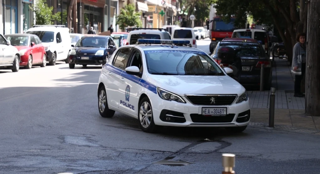 Θεσσαλονίκη: Στον εισαγγελέα η 29χρονη που μαχαίρωσε τον σύντροφό της, στο Παπανικολάου παραμένει ο 24χρονος