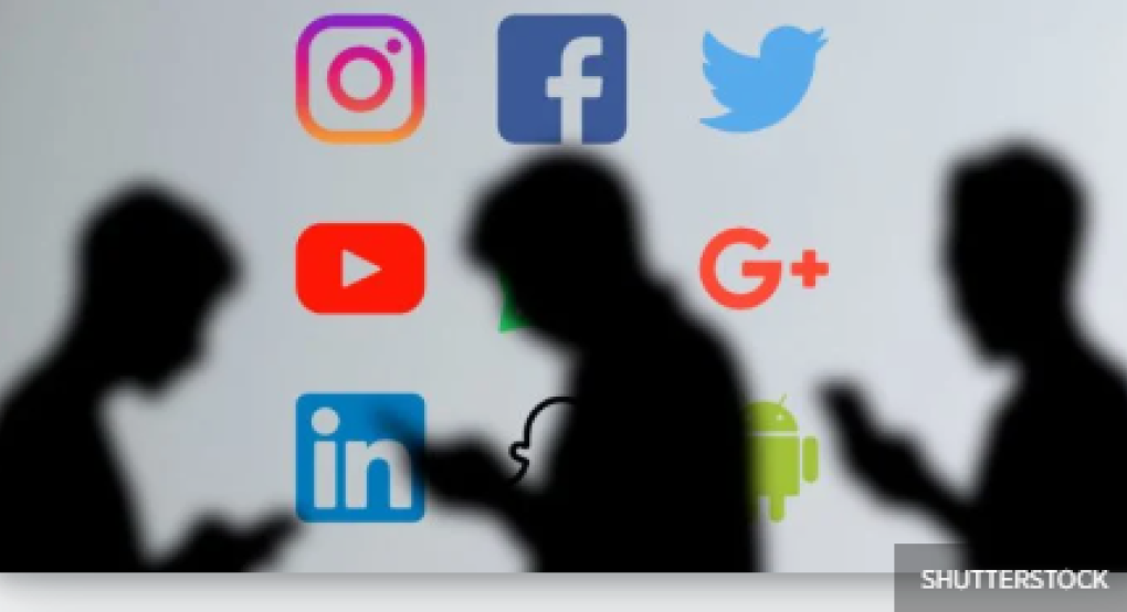 ΕΕ: Η απαγόρευση των social media στη Γαλλία δεν είναι πλήρως συμβατή με τους κανόνες