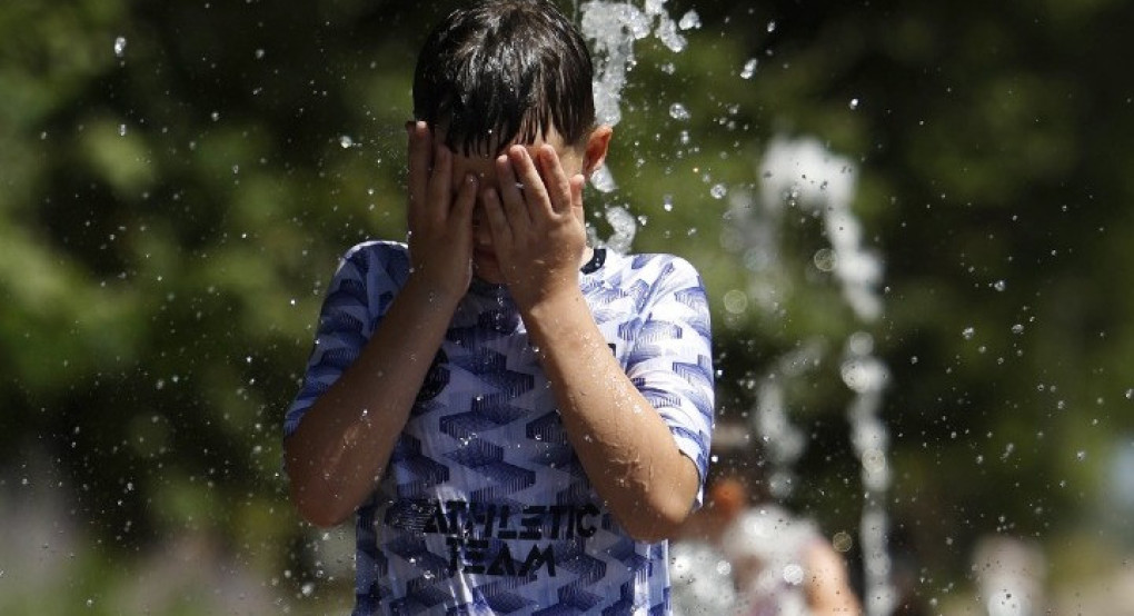 Γαλλία: 35 διαμερίσματα έχουν τεθεί σε «κόκκινη επιφυλακή» λόγω καύσωνα