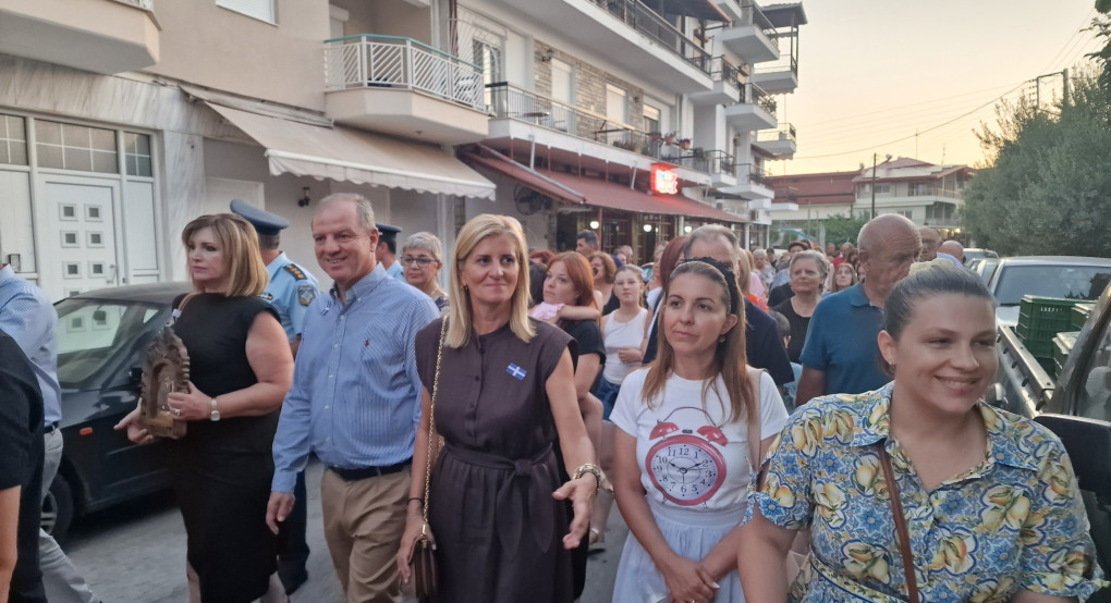 Με τη σύζυγό του Γεωργία στη Σκύδρα ο Διονύσης Σταμενίτης
