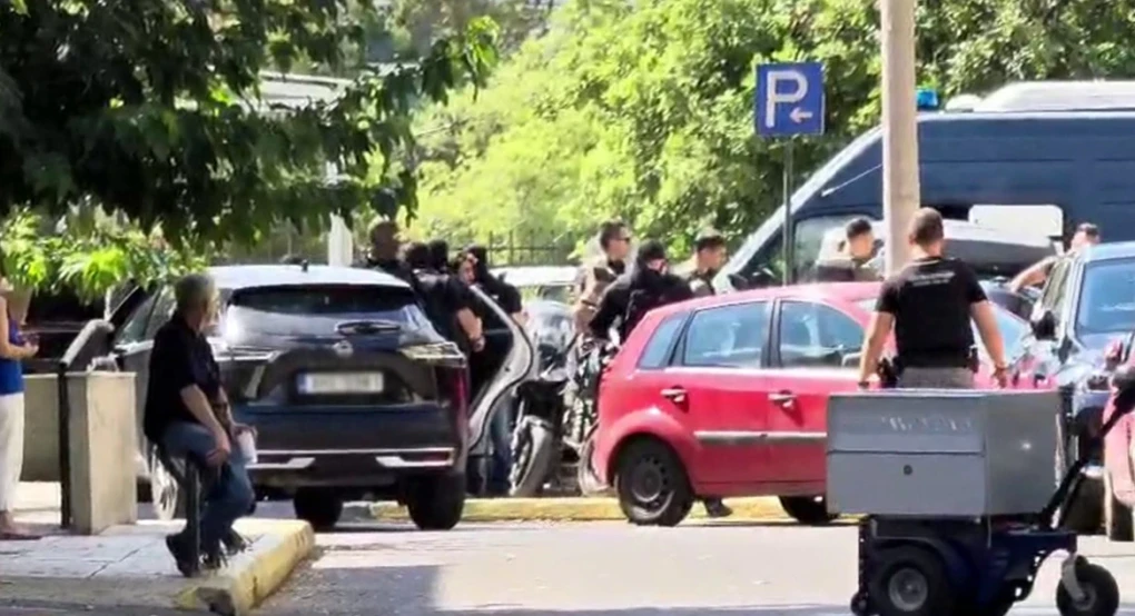 Στα δικαστήρια της Ευελπίδων οι δύο 42χρονοι για τον εμπρησμό στη Marfin